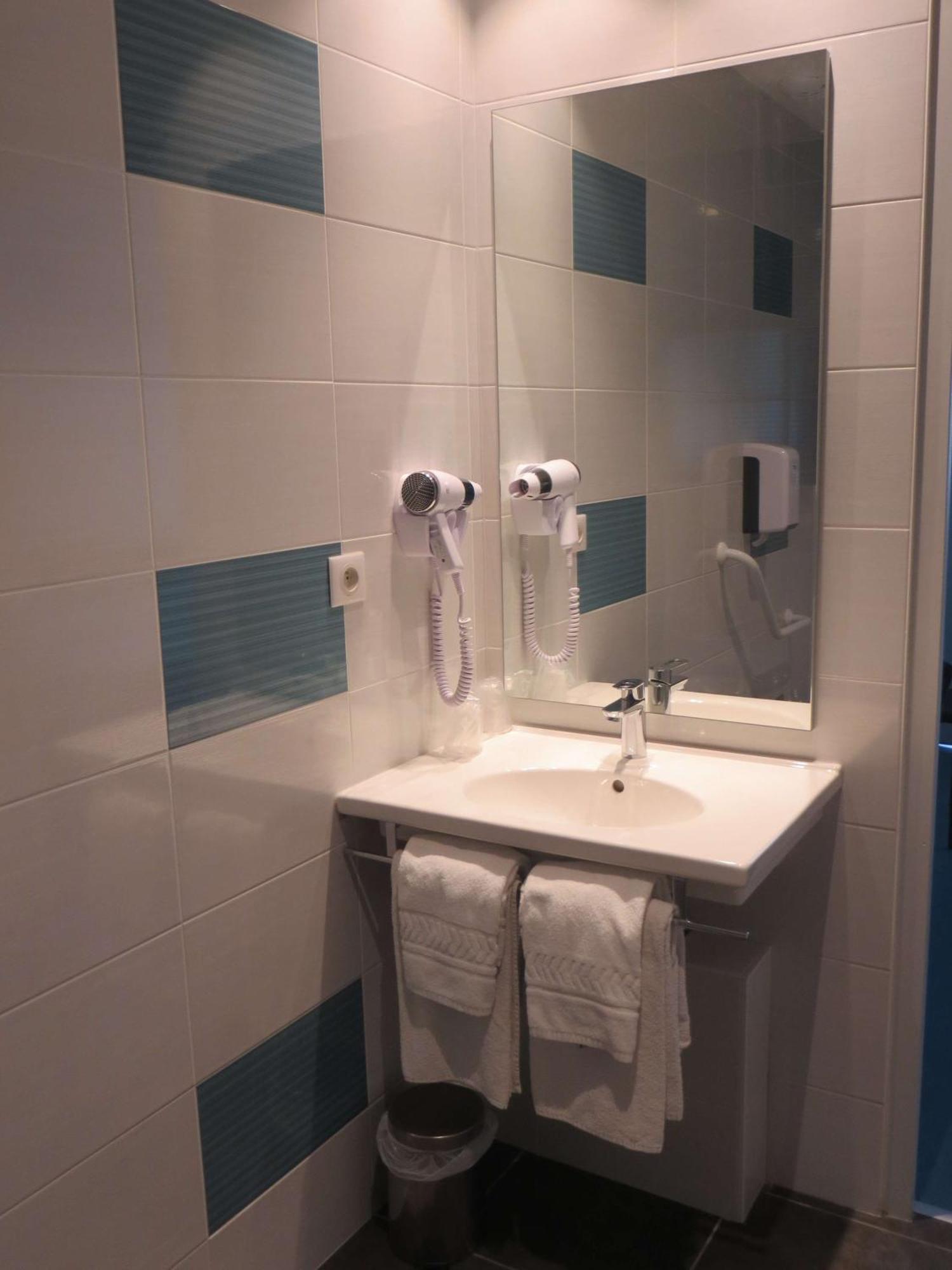 Brit Hotel Dijon Hermes Couchey Esterno foto