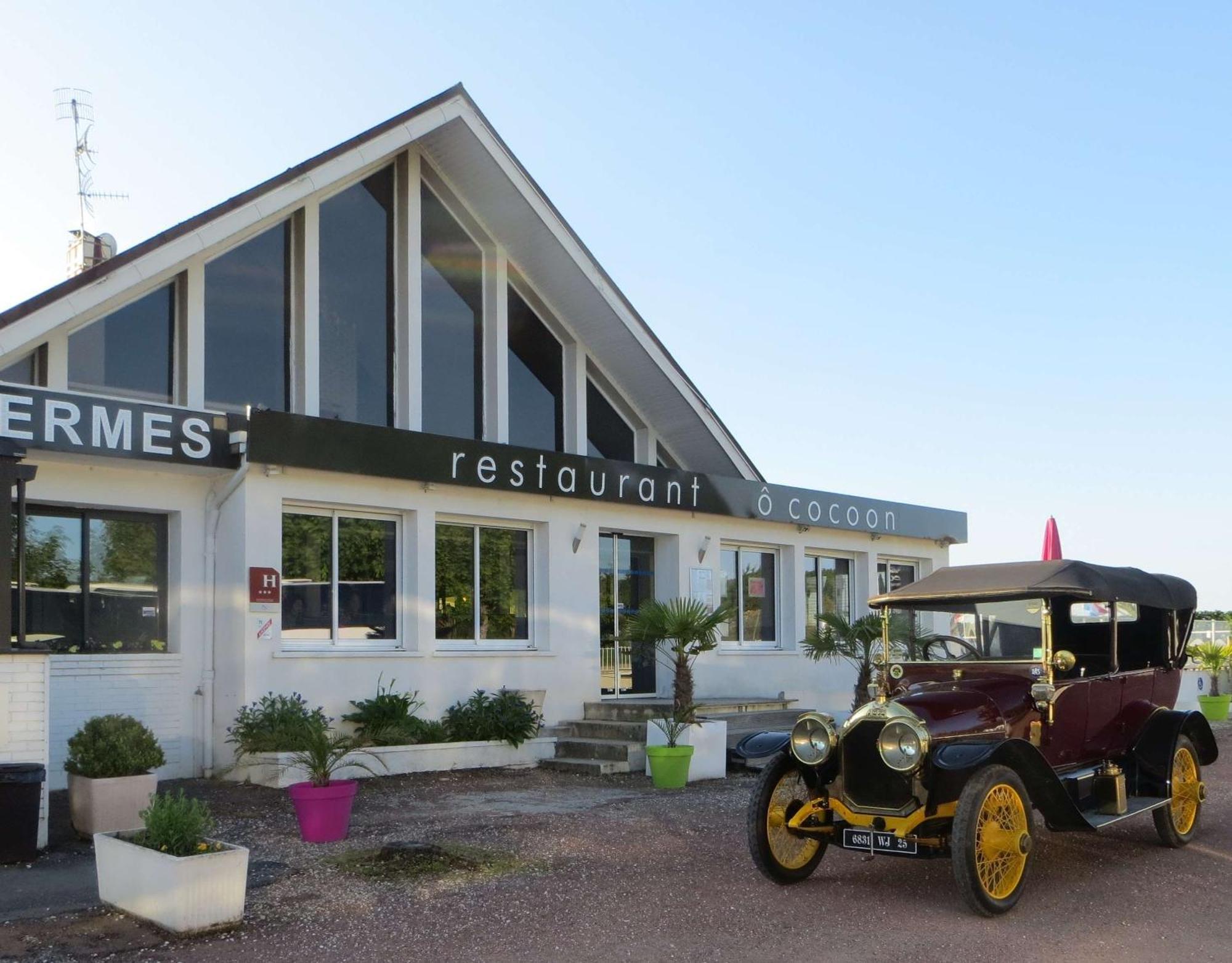 Brit Hotel Dijon Hermes Couchey Esterno foto