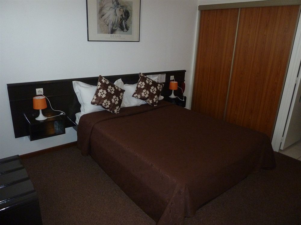 Brit Hotel Dijon Hermes Couchey Esterno foto