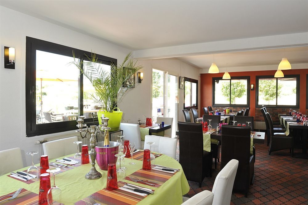 Brit Hotel Dijon Hermes Couchey Esterno foto