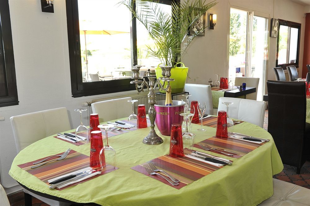 Brit Hotel Dijon Hermes Couchey Esterno foto