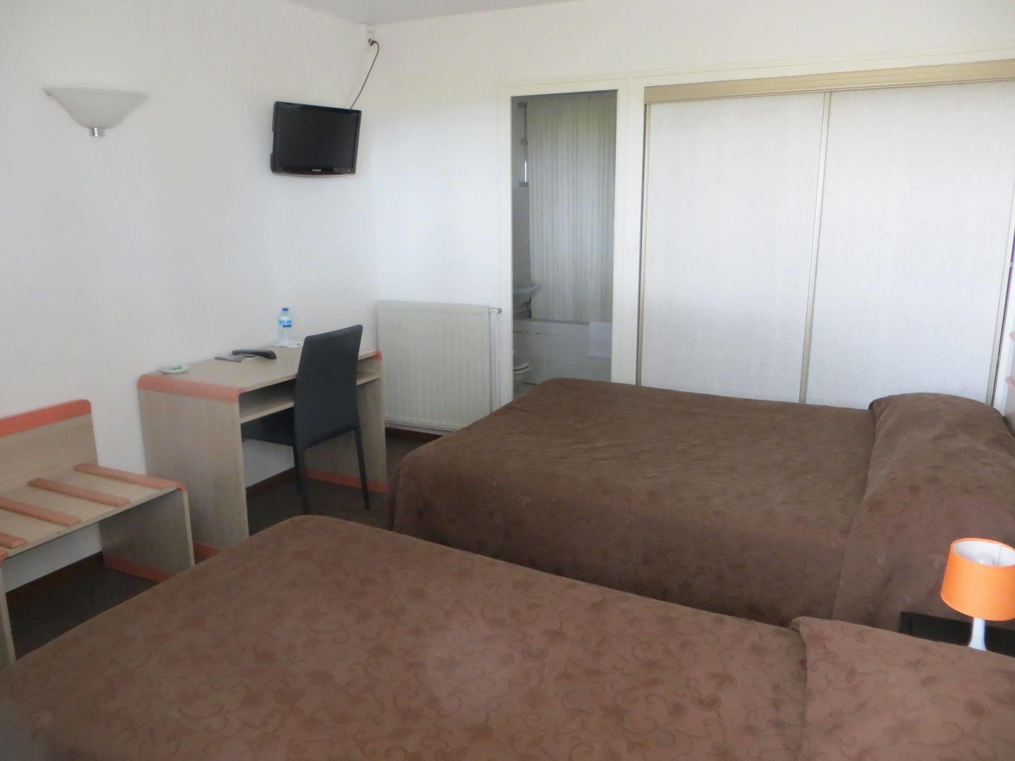 Brit Hotel Dijon Hermes Couchey Esterno foto
