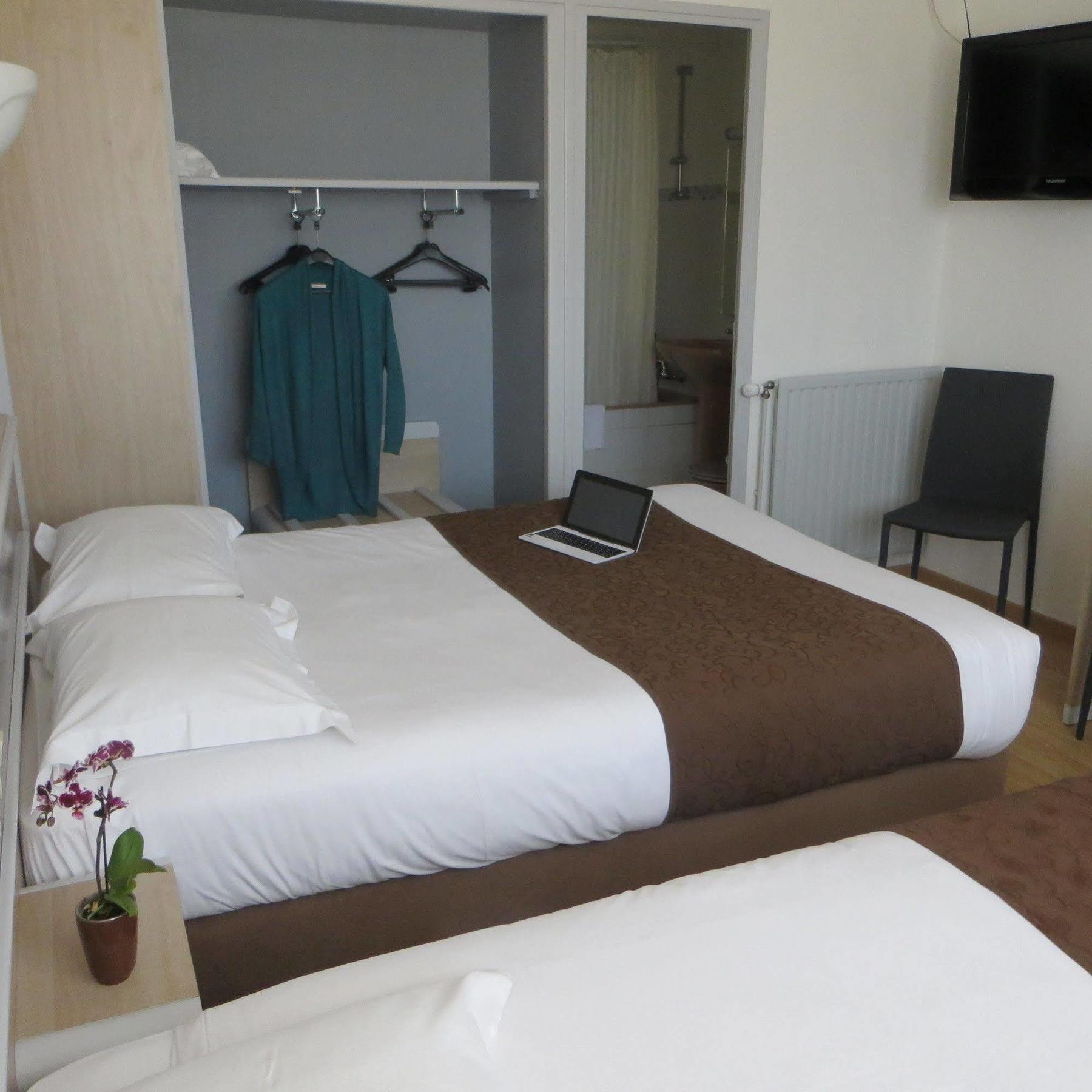 Brit Hotel Dijon Hermes Couchey Esterno foto